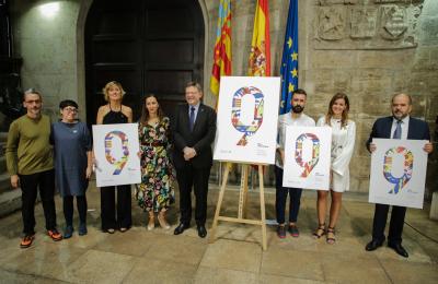 Jaume I abre las puertas del Palau para celebrar el 9 d'Octubre
