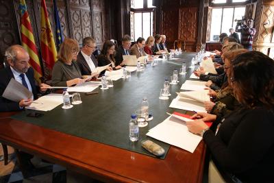 Puig destaca que el diálogo social y la estabilidad política hacen posible 