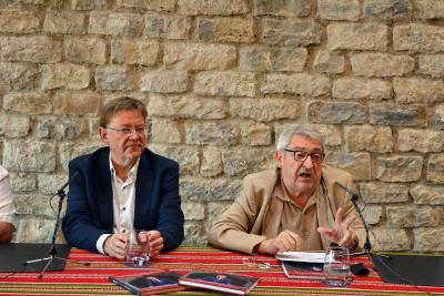 El president de la Generalitat assisteix a la presentació en Morella del llibre 'Ximo Puig, la mirada morellana'