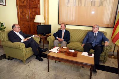 El secretari autonòmic per a la Unió Europea s'ha reunit amb el cònsol de Xile a València
