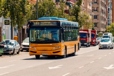 La Generalitat amplia l’horari de la línia 150 d’autobús per a prestar servei nocturn a Manises, Quart de Poblet i Mislata