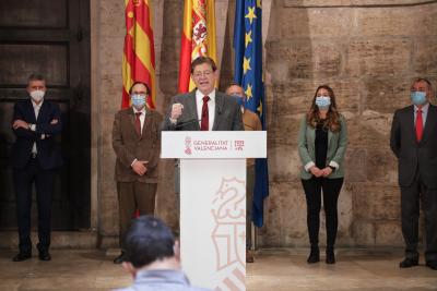 Ximo Puig presenta el pla Resisteix, dotat amb 340 milions per a la reactivació urgent dels sec-tors més afectats per la COVID-19