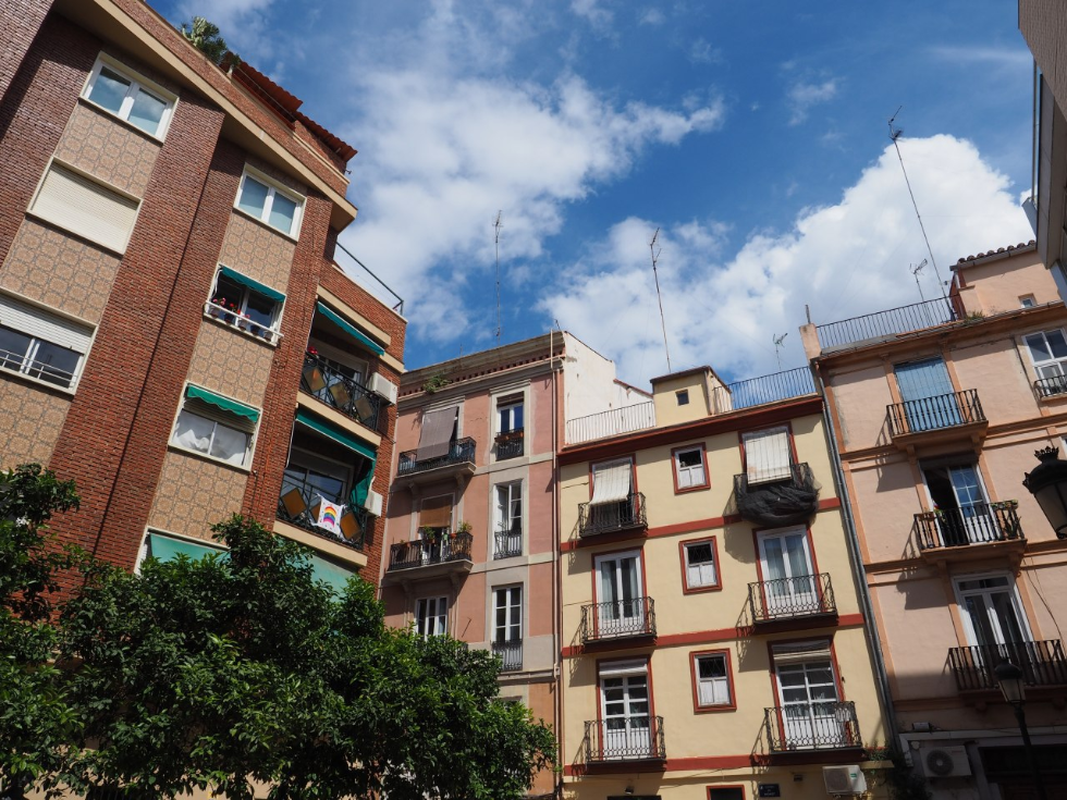 La Generalitat publica les bases de les ajudes al lloguer d'habitatges a famílies vulnerables per a minimitzar l'impacte de la COVID-19