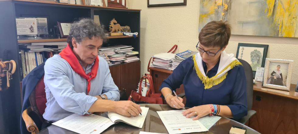 El SA de Turisme, Francesc Colomer y la alcaldesa de Segorbe, Mª Carmen Climent