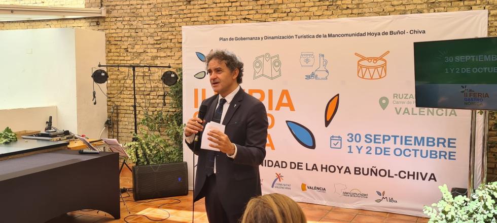 Colomer participa en la inauguració de la Fira Gastronòmica que organitza la Mancomunitat Hoya de Buñol-Chiva