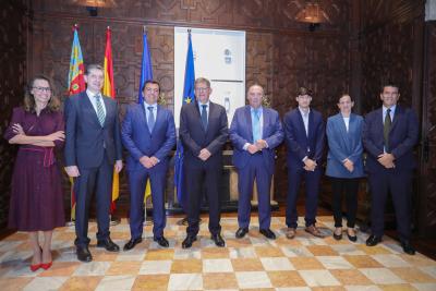 Ximo Puig s’ha reunit amb representants de Siemens Mobility Espanya