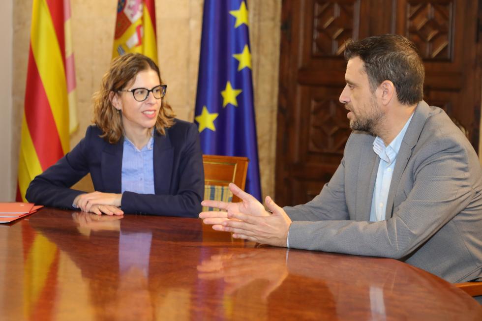 La Generalitat y la Unió de Periodistes colaboran en la realización de actividades para la promoción de la profesión periodística y el sector de ...