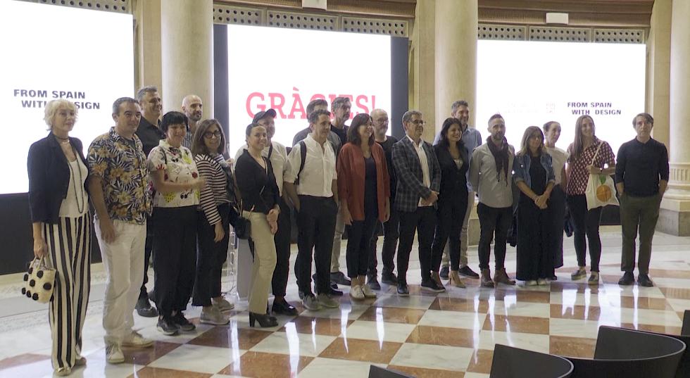La directora general de Promoción Institucional destaca que la exposición From Spain With Design acerca a la sociedad “la mejor muestra del diseño”