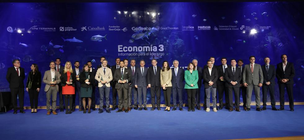 Ximo Puig ha asistido a la entrega de los Premios Economía 3