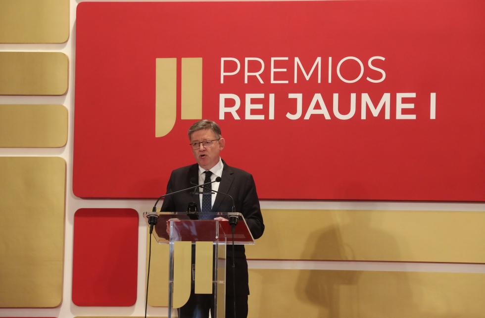 Ximo Puig reivindica una “unidad responsable” para evitar la crispación, garantizar el funcionamiento correcto de las instituciones y alcanzar ...