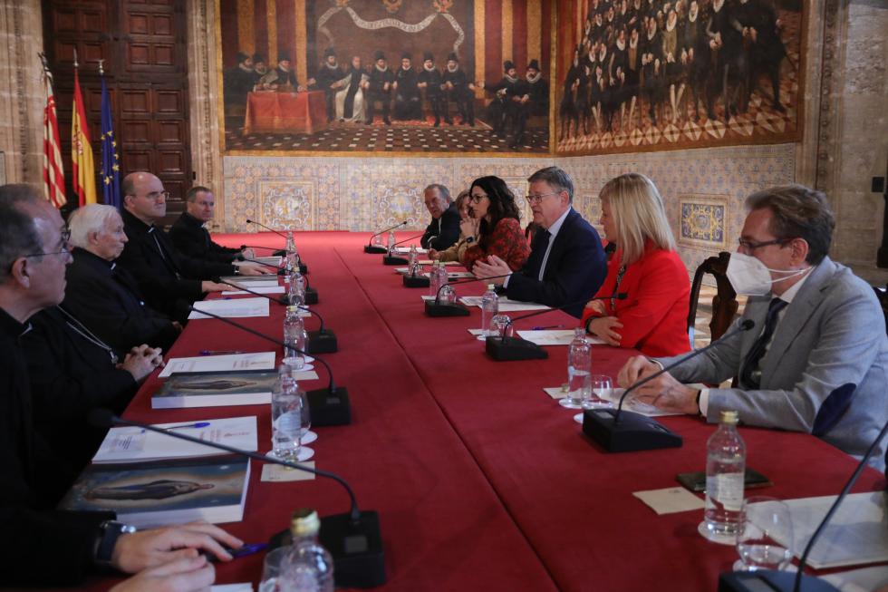 Ximo Puig destaca que la comissió mixta entre la Generalitat i les diòcesis de la Comunitat Valenciana permetrà “aprofundir en la cooperació” entre les dues institucions