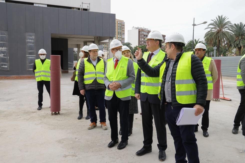 Ximo Puig destaca l’avanç de la primera fase de les obres del Complex Sanitari Ernest Lluch de València, que permetrà una “millora substancial de ...