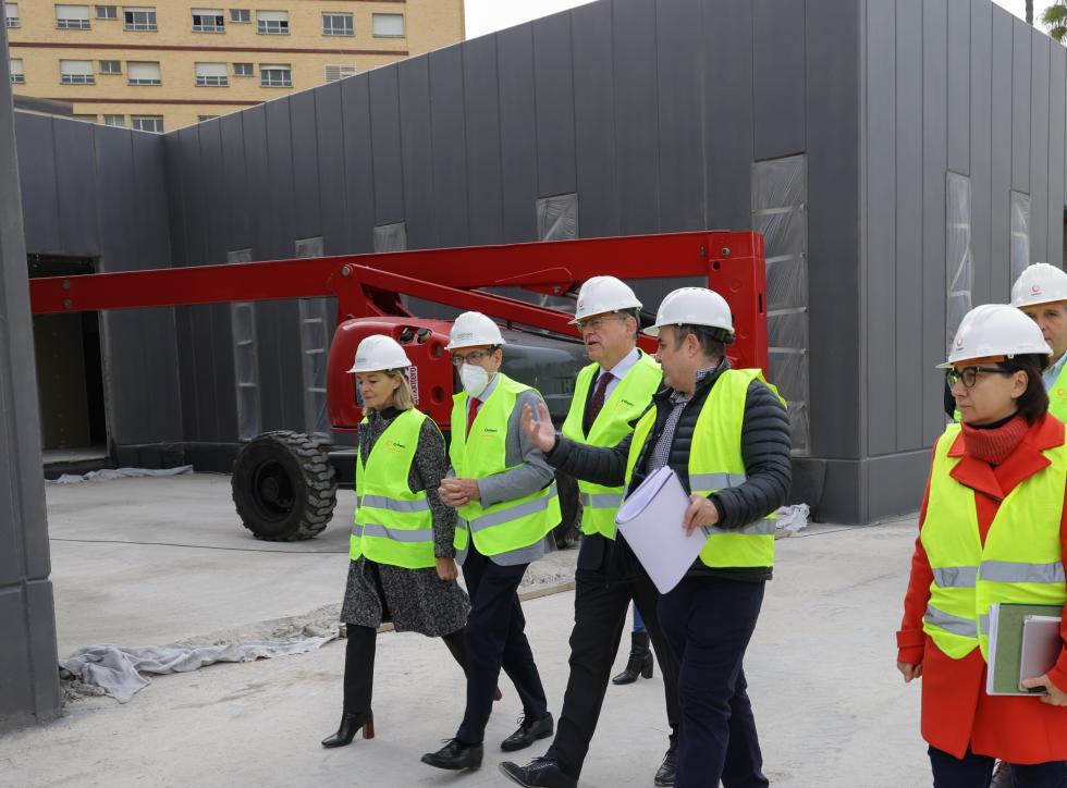 Ximo Puig destaca el avance de la primera fase de las obras del complejo sanitario Ernest Lluch de València que permitirá una “mejora sustancial ...