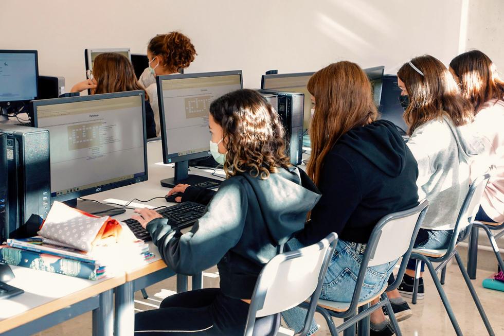 La Generalitat renova les infraestructures de comunicacions dels centres docents per a impulsar la transformació digital en Educació