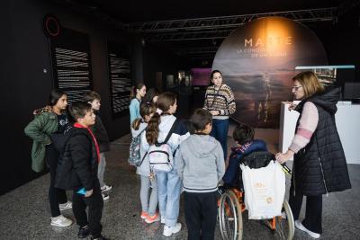 El Consejo de la Infancia visita la exposición ‘Marte. La conquista de un sueño’ del Museu de ...