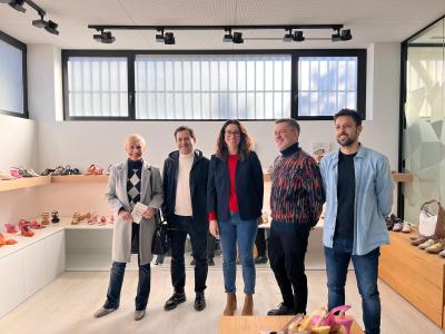 Aitana Mas traslada el 'respaldo' del Consell a la 'apuesta por la sostenibilidad y la internacionalización' del sector del calzado
