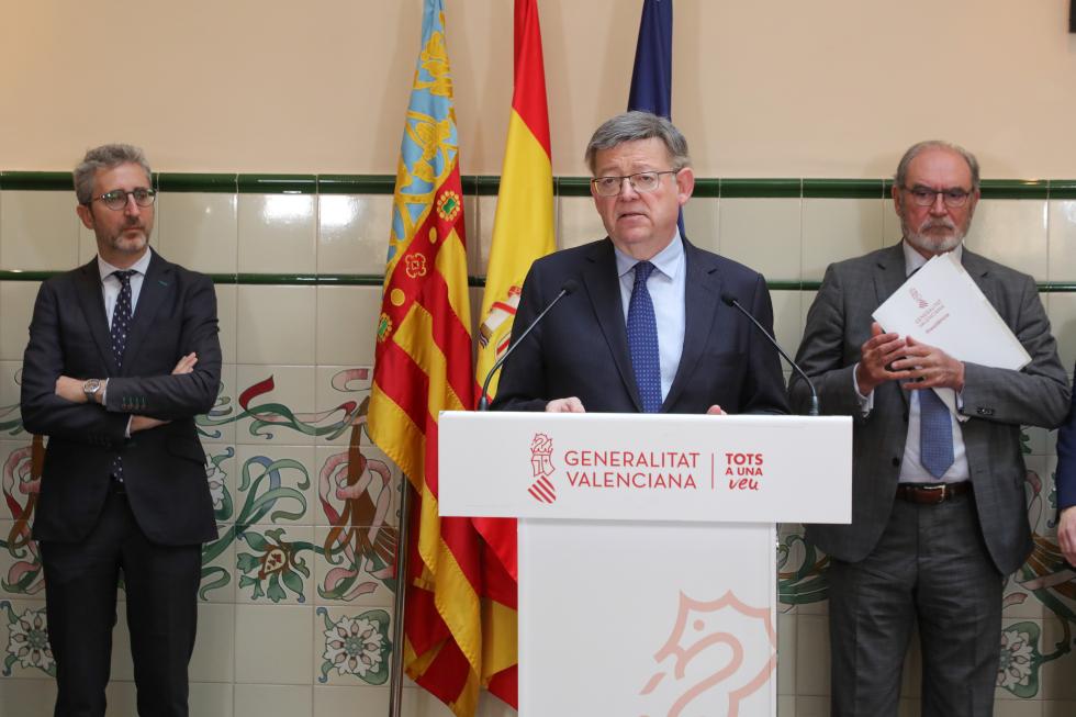 Ximo Puig anuncia que la Generalitat posarà en marxa la setmana que ve la línia de crèdit de 100 milions d’euros per al sector ceràmic