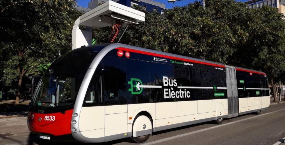 La Generalitat adjudica per 4,4 milions d'euros la compra de vehicles elèctrics i punts de recàrrega per a disminuir les emissions de gasos del ...