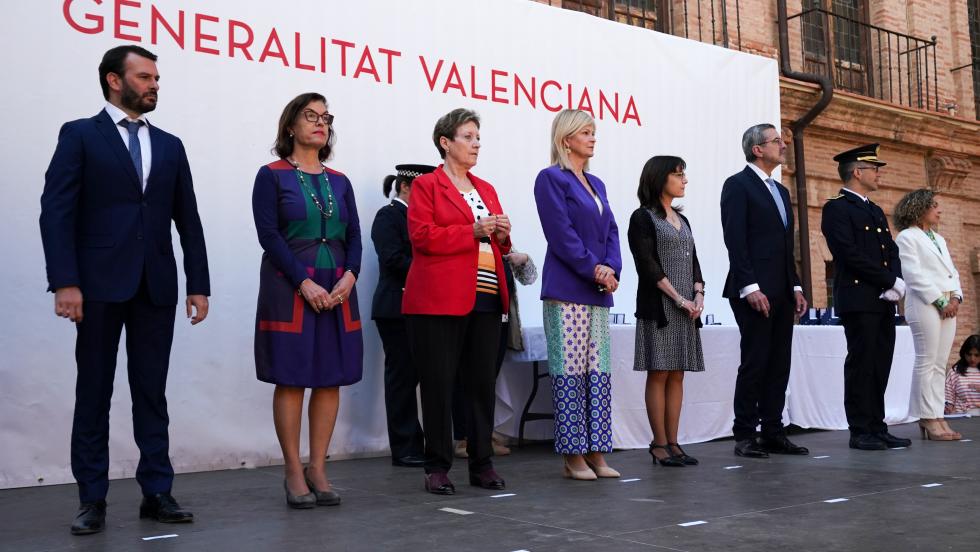 La Generalitat condecora 173 agents de la Policia Local de València i Castelló pel seu compromís en defensa de la ciutadania