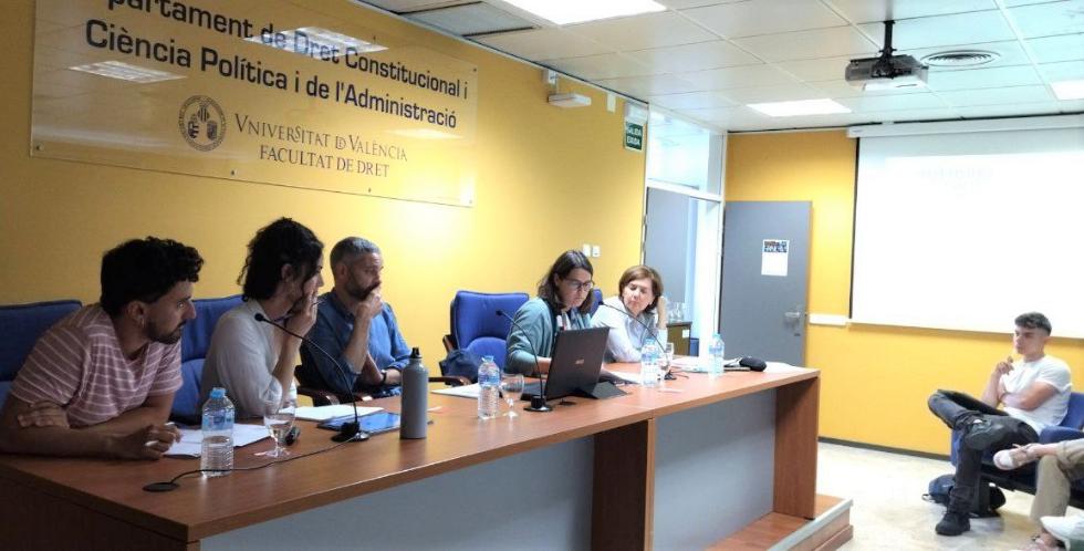 Representants de la Vicepresidència Segona i Conselleria d’Habitatge i la Universitat de València participen en l’acte