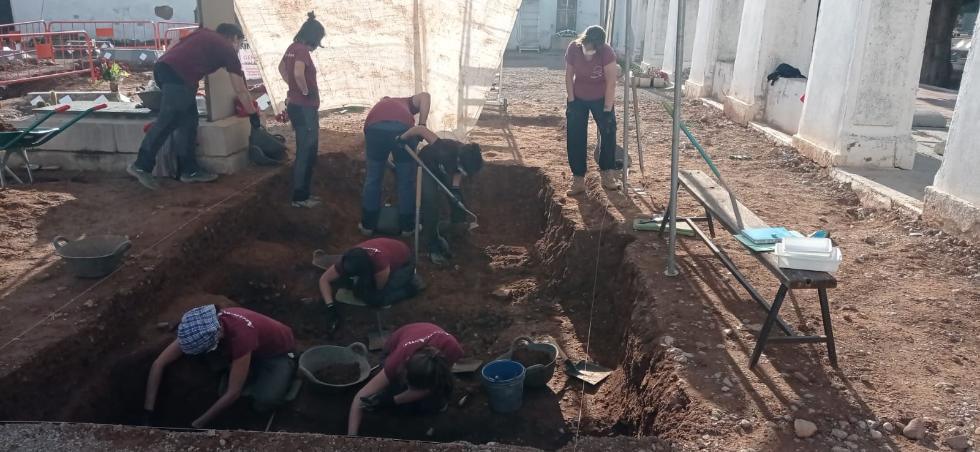 La Generalitat publica la licitació per a l’exhumació de víctimes de 49 fosses als cementeris de Castelló de la Plana, Paterna i Alacant en 2023