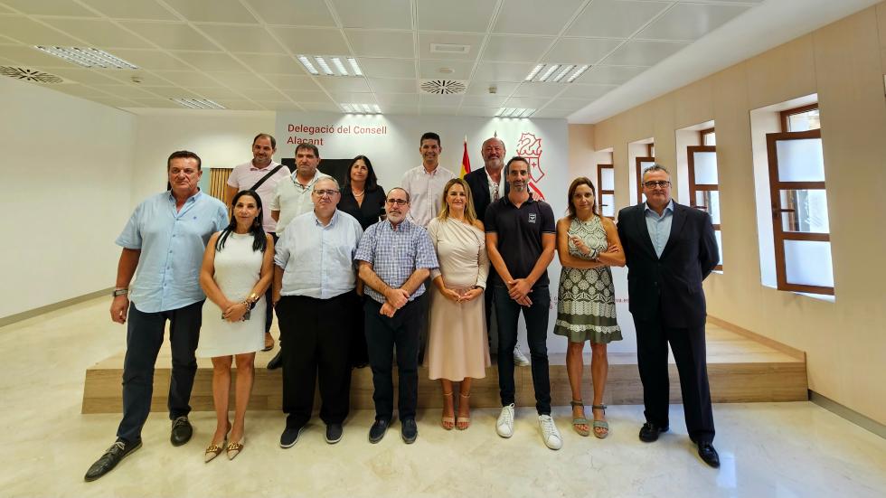 Reunió Nuria Montes amb representants de l’allotjament turístic de la Comunitat Valenciana