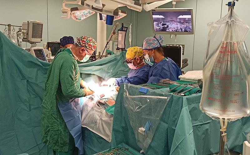 La Fe realitza per primera vegada a Espanya de manera simultània tres trasplantaments bipulmonars
