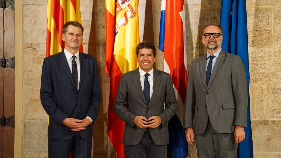 Carlos Mazón ha recibido al embajador de Reino Unido en España