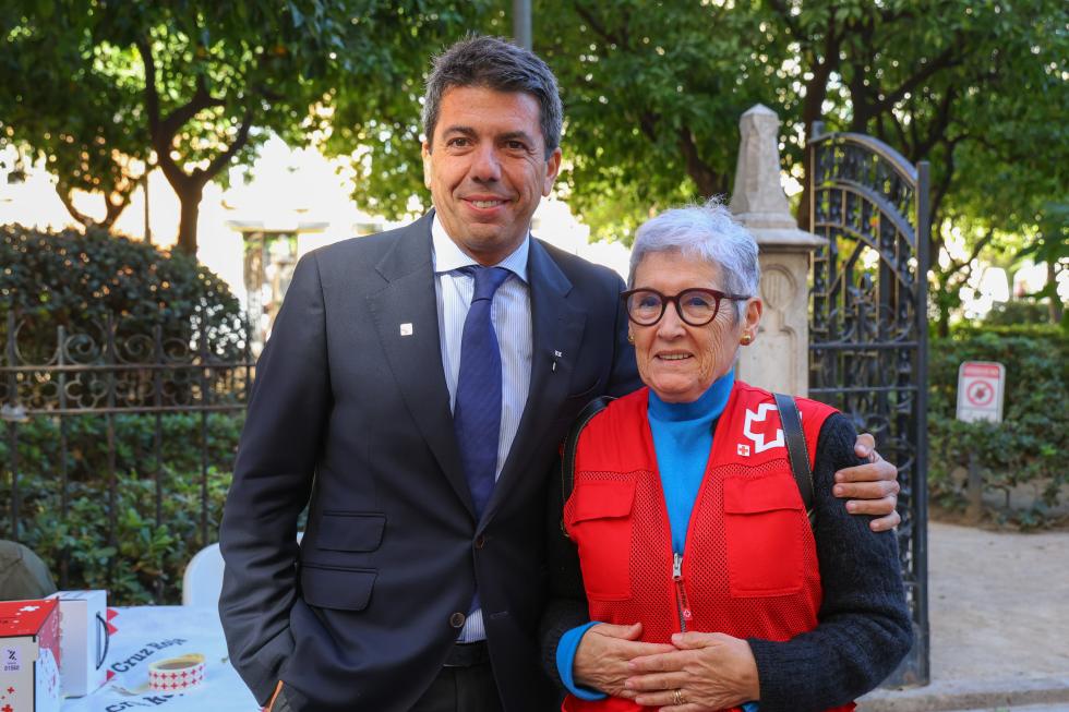 Carlos Mazón participa en el Dia de la Bandereta de Creu Roja