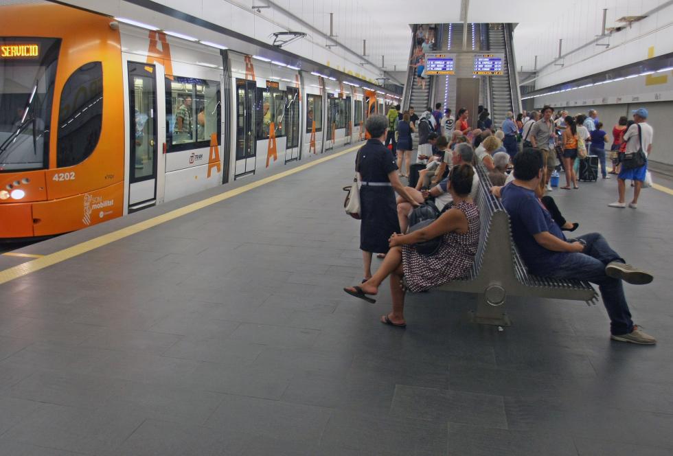 Imagen del artículo Los usuarios de TRAM d'Alacant valoran con 8,70 puntos el servicio del metropolitano