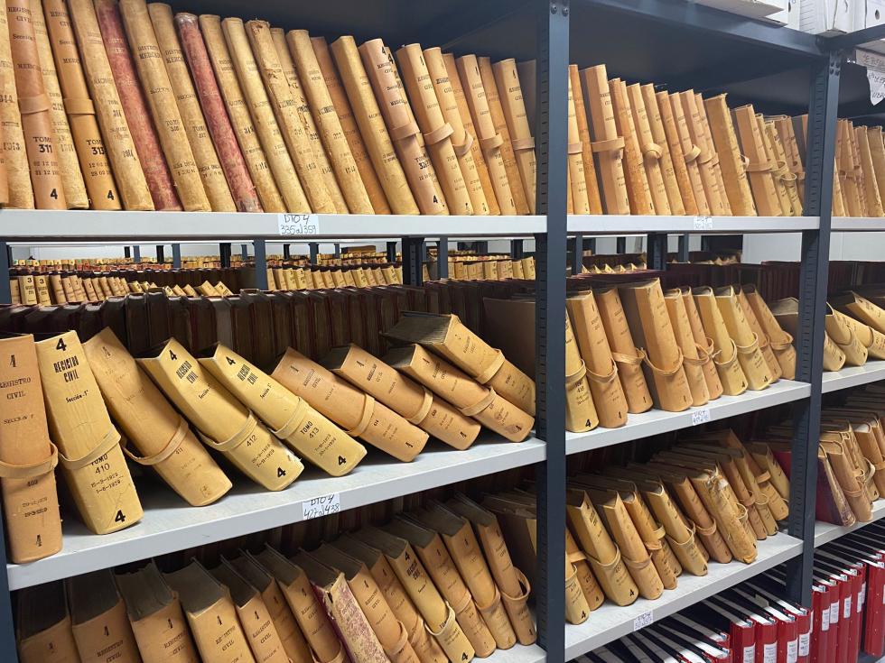 Justicia inicia la digitalización de 13.000 libros de los Registros Civiles de la Comunitat Valenciana