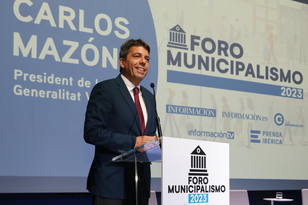 Carlos Mazón avanza que el Fondo de Cooperación Municipal volverá a ser voluntario para respetar la autonomía de las diputaciones