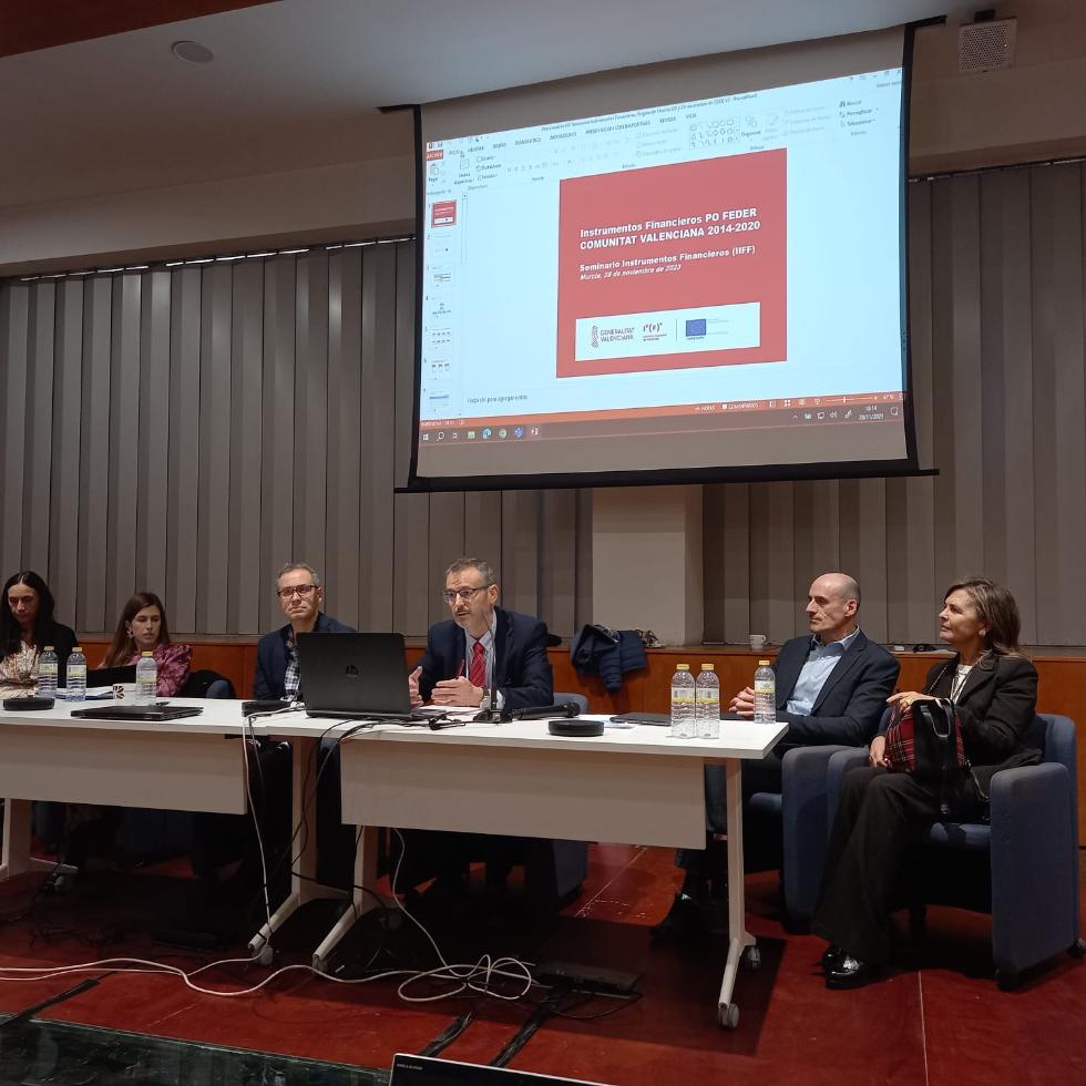 El IVF expone sus productos en un seminario sobre instrumentos financieros organizado por la Comisión Europea en la Región de Murcia