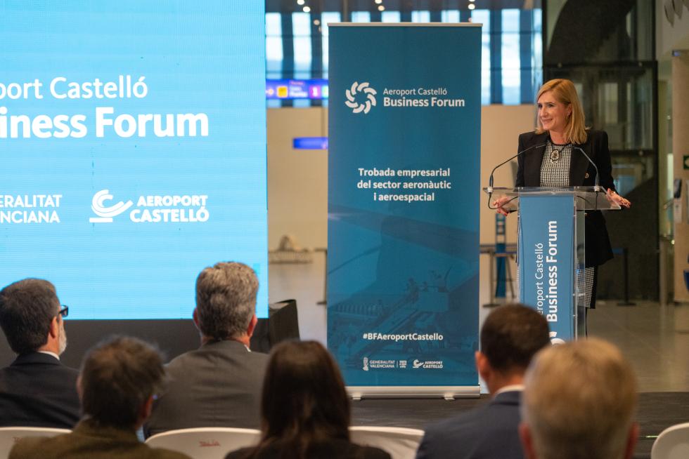 Imagen del artículo Salomé Pradas defiende que el Aeropuerto de Castellón será un espacio pionero para el desarrollo de empresas del sector aeroespacial