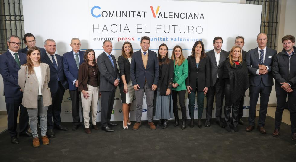 Carlos Mazón: “La ampliación norte del puerto de Valencia es una cuestión sine qua non para el desarrollo de la Comunitat Valenciana que no puede ...
