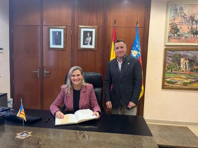 La delegada del Consell a Castelló reafirma el compromís del Consell en la construcció del nou institut de Borriana
