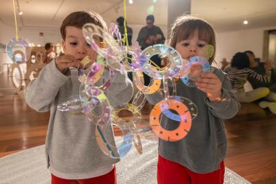 L'Institut Valencià d'Art Modern obri les portes este Nadal als bebés en el seu taller 'Juguetoría'