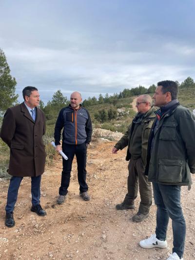 Justicia e Interior pone en servicio una nueva área de cortafuegos de 188 hectáreas entre La Costera y la Vall d’Albaida para proteger la Serra ...