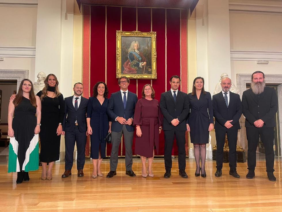 La delegada del Consell a Alacant dona suport al Certamen Internacional d'Havaneres i Polifonia de Torrevieja