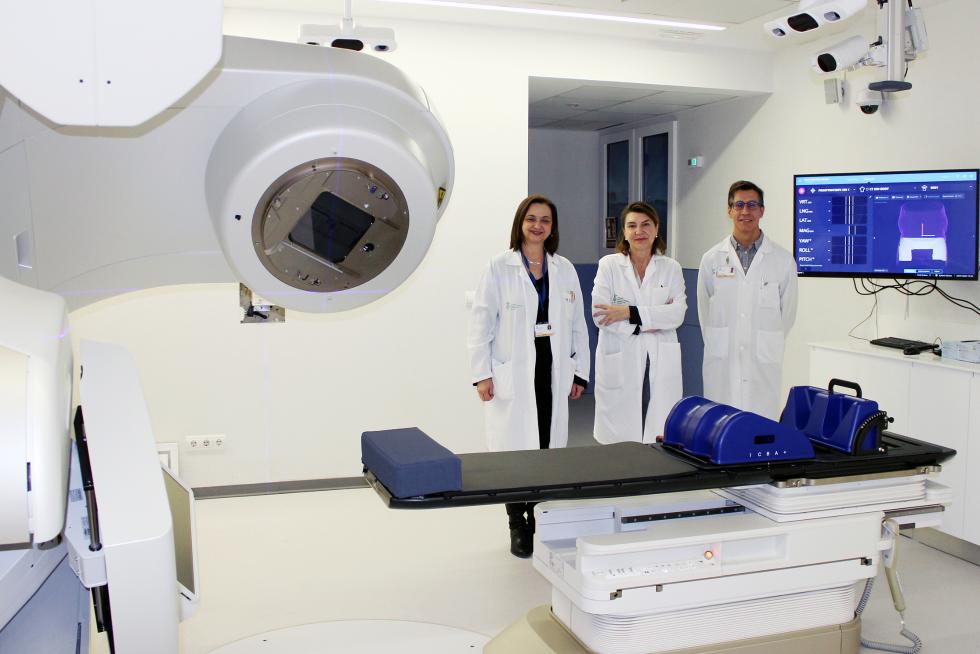 L'Hospital General de València posa en funcionament un nou accelerador lineal per al tractament del càncer