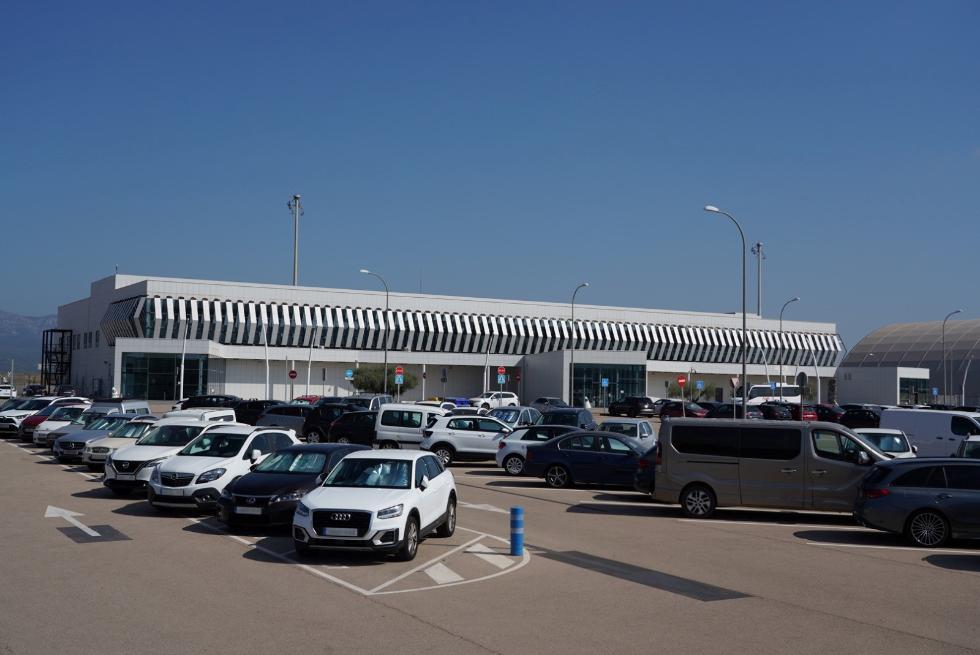 Imagen del artículo El aeropuerto de Castellón adjudica las obras de ampliación del aparcamiento para atender el incremento de usuarios