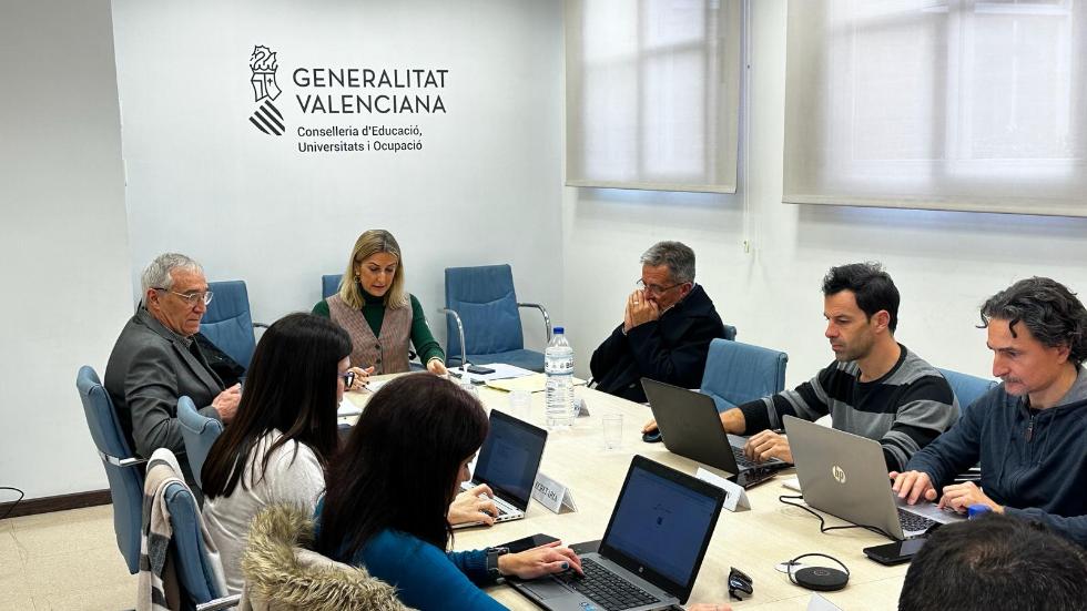 Imagen del artículo La Conselleria de Educación y el Ministerio acuerdan repetir la parte del concurso de traslados nacional de 2022-23 que afecta a la Comunitat Valenciana