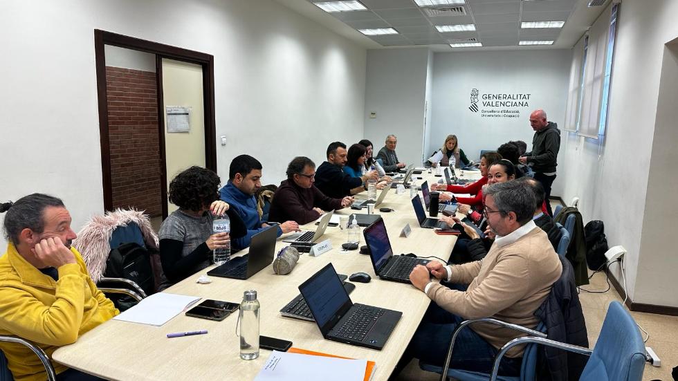 La Conselleria d'Educació i el Ministeri acorden repetir la part del concurs de trasllats nacional de 2022-23 que afecta la Comunitat Valenciana