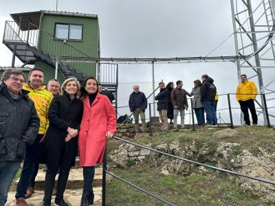 La Generalitat instala una estación base de comunicaciones digitales de emergencias en el Observatorio de Caroche que dará cobertura para ...