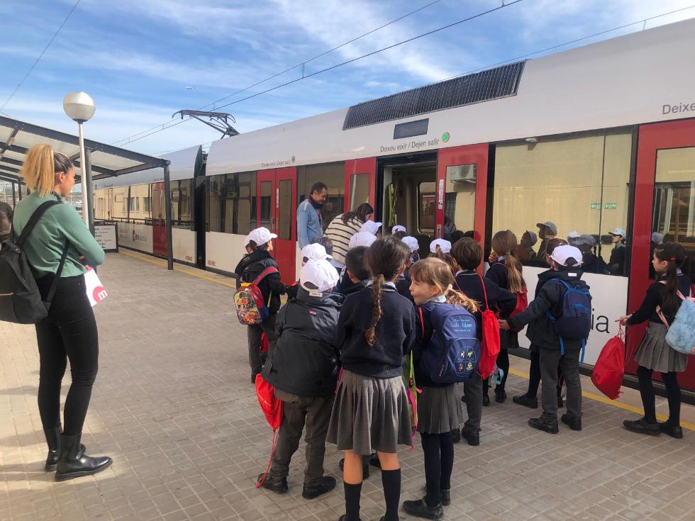 Imagen del artículo Metrovalencia abre las instalaciones de València Sud al colegio IALE International School de L'Eliana