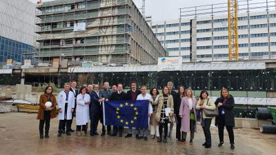 El director de la Representación de la Comisión Europea en España visita las obras de ampliación del Hospital Clínico de València