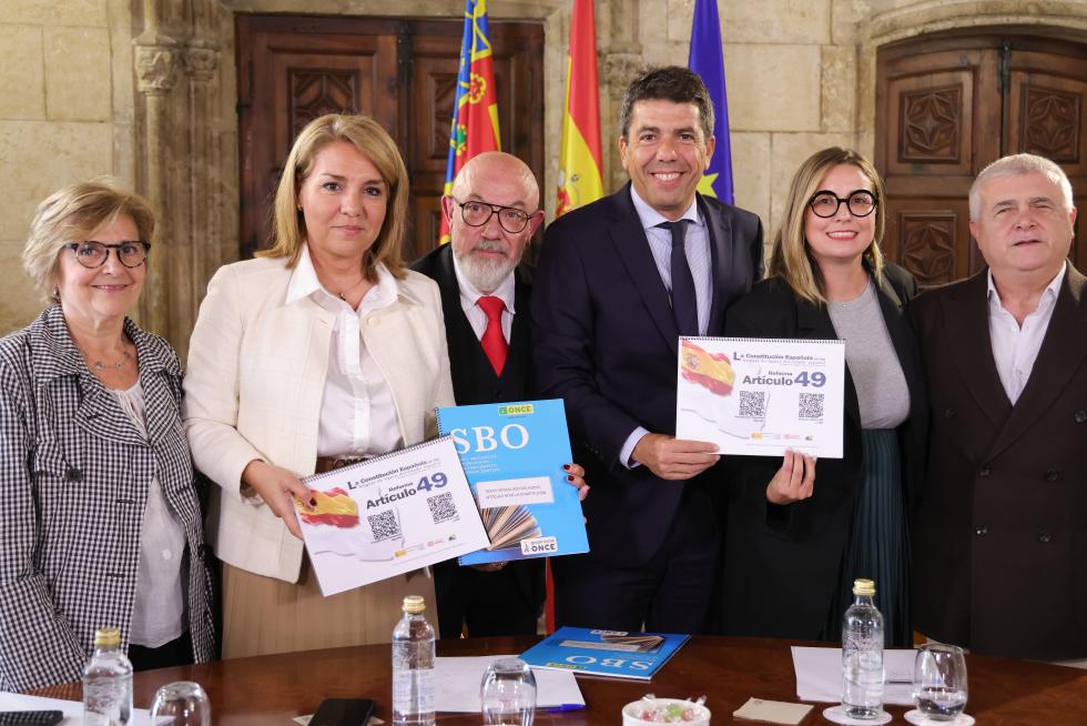 Image 0 of article Carlos Mazón celebra con CERMI Comunitat Valenciana la modificación del artículo 49 de la Constitución